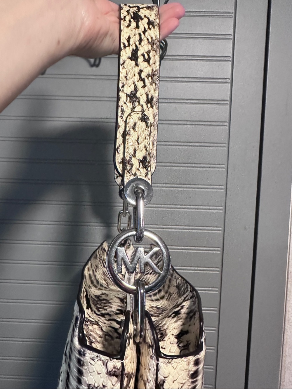 Michael Kors Fulton Large Natural Snakeskin Embossed Leather Hobo Bag NWOT - Picture 8 of 16